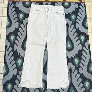 HIDDEN BRAND white denim frayed bottom stretch Jean